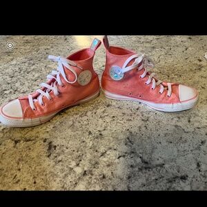 Pink sparkly converse